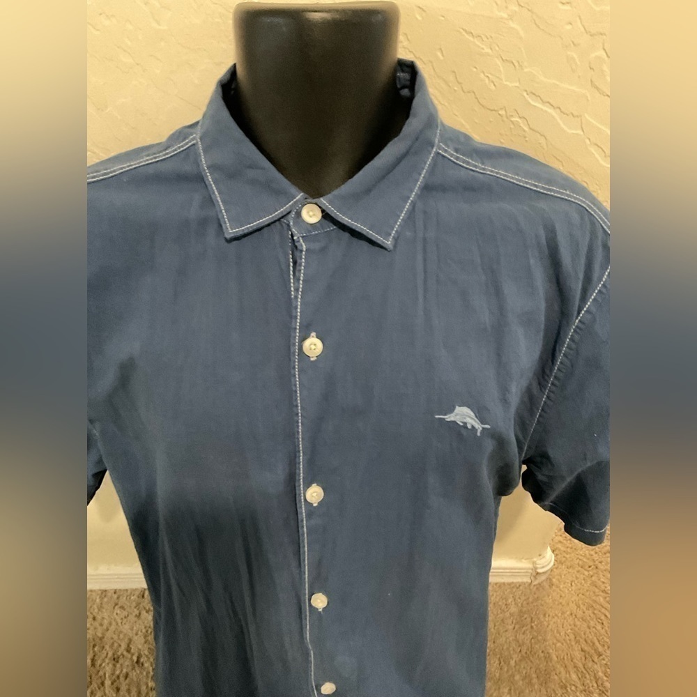 Men’s used Tommy Bahama denim relax button front shirt size L large Pre own item - Picture 2 of 4